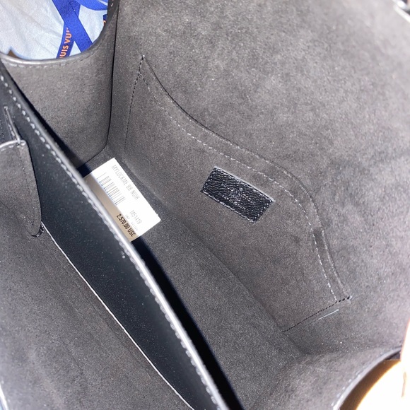 Brand new Louis Vuitton My Lockme BB handbag - Picture 4 of 7